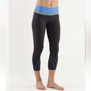 Lululemon Run: Inspire Crop II Leggings - Blue/Deep Coal - Size 4